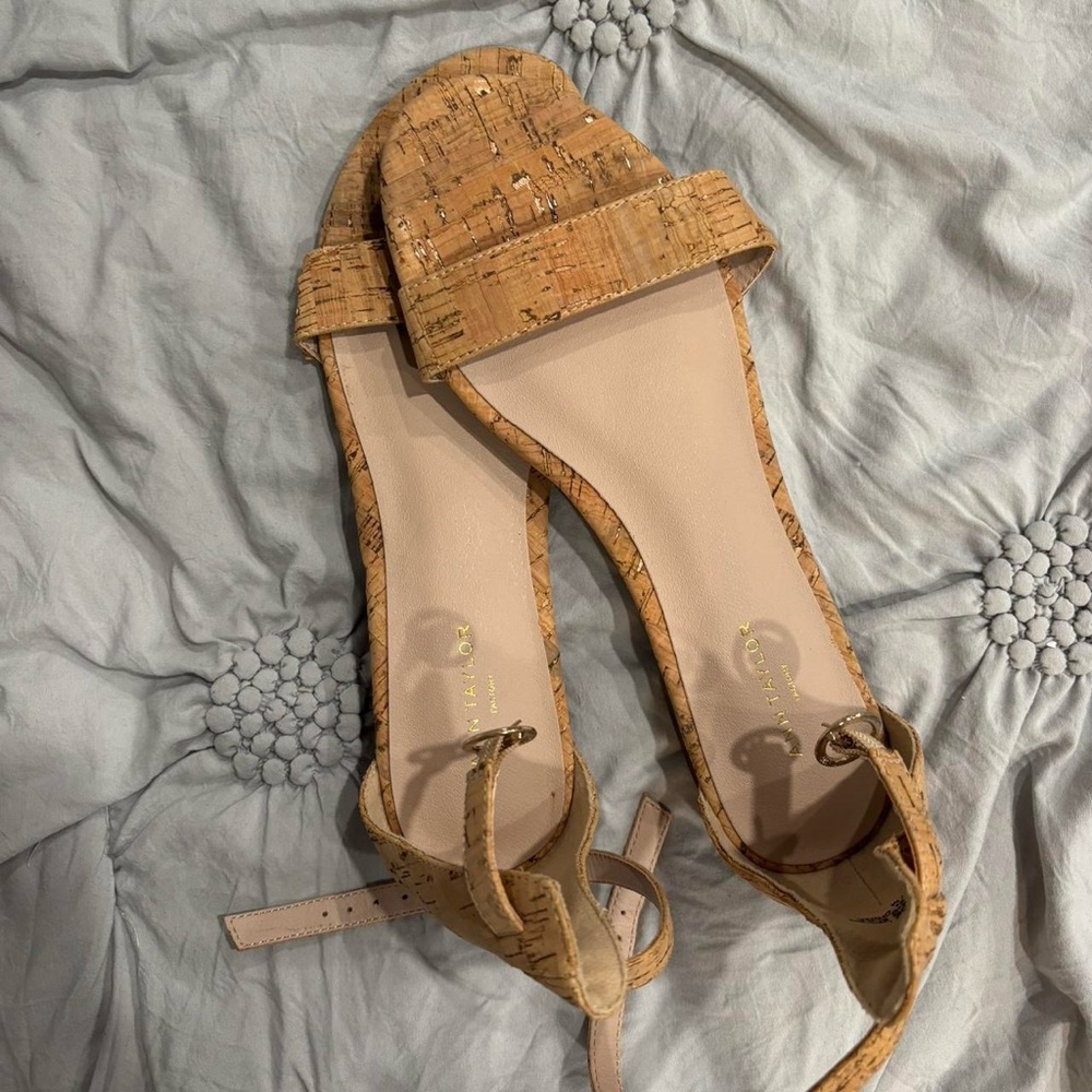 Anne Taylor Flats